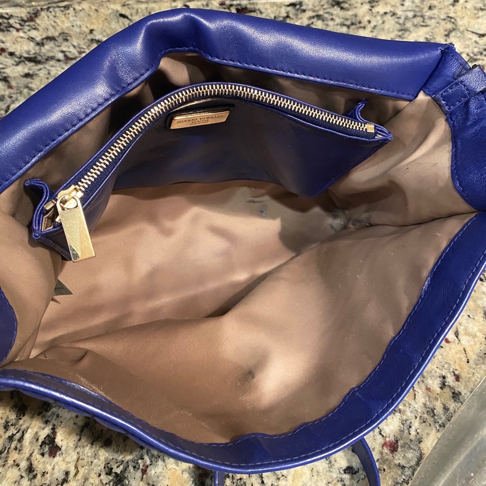 Authentic Versace Vanitas crossbody bag. Please check Picture 14 for the damage - Picture 11 of 16